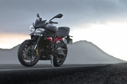 Les Triumph Street Triple 2013 disponibles en décembre