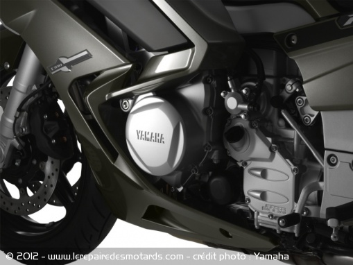 Nouveauté 2013 : Yamaha FJR1300A et FJR1300AS