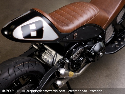 Yamaha TMax Hyper Modified par Roland Sands