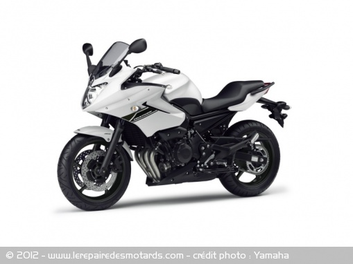 Yamaha XJ6 Diversion 2013