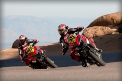 Un voyage pour la Pikes Peak à gagner avec Ducati