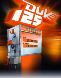 Promo KTM : 3.000 km de carburant offert avec la Duke 125