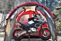 Une tente motard moto Mototent