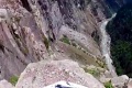 Vidéo Adam Riemann bord gouffre
