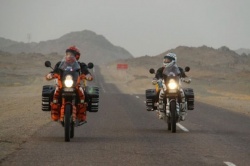 WorldRiderZ : 30.000 km à moto pour lutter contre l'insuffisance rénale chronique
