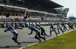 Les 24 Heures Moto au salon de la moto de Paris