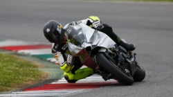 Essai de la Vyrus 986 M2 sur le circuit du Mugello - Photo : DR