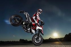 GP Supermoto : Ducati expose les Hypermotards