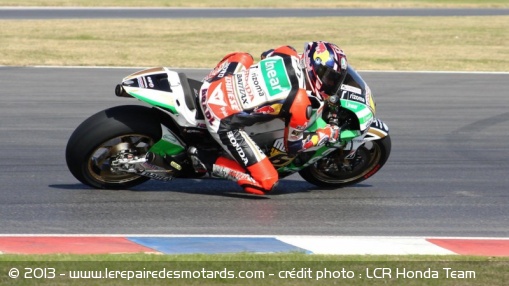 MotoGP : Stefan Bradl en piste en Argentine