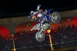 Red Bull X Fighters : Tom Pagès à Madrid en 2012 - Photo : Red Bull