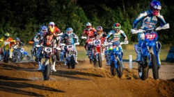 Supermoto à Latina : les frères Chareyre au sommet