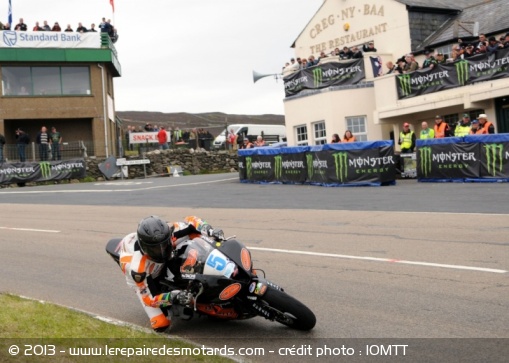 Anstey termine 2ème de la course Supersport - Photo : IOMTT