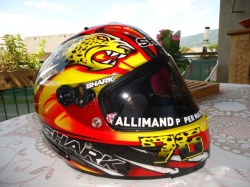 WSBK : le casque de Loris Baz en vente pour la bonne cause