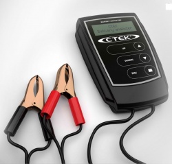 Analyseur de batteries 12V CTEK