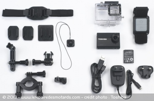 Caméra embarquée Toshiba Camileo X-Sports