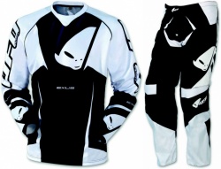 Ensemble UFO Plast EXUS