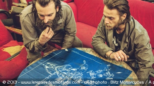 Foulards en soie A piece of chic / Blitz Motorcycles