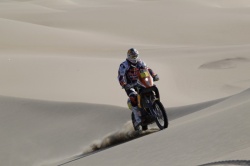 Cyril Despres prend la tête du classement moto (c) Frédéric Le Floc'h / DPPI