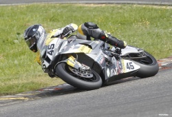 FSBK Nogaro : week-end noir pour Guillaume Dietrich