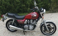 La Honda de Coluche vendue 6000EUR (photo : DR)
