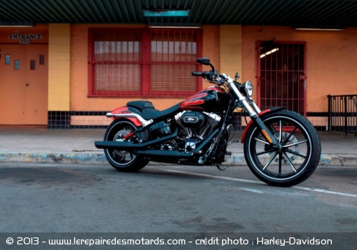 Custom Harley-Davidson Breakout