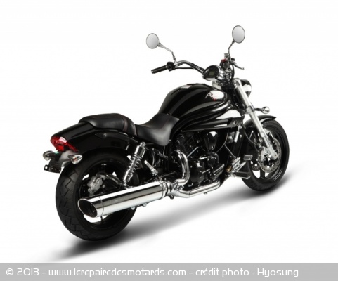 Custom Hyosung GV 650