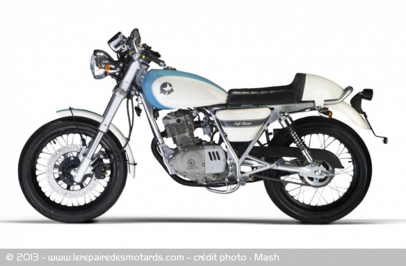 Mash 125 Café Racer