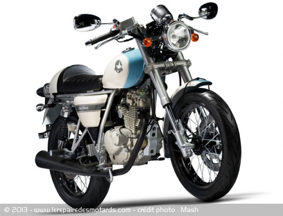 Mash 125 Café Racer