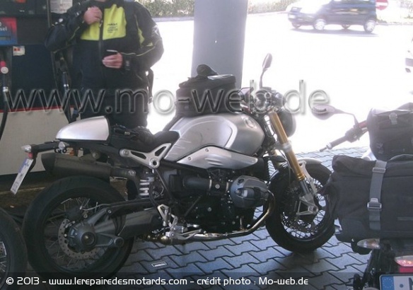 La BMW Ninety surprise en Italie - Crédit photo : Mo-web.de