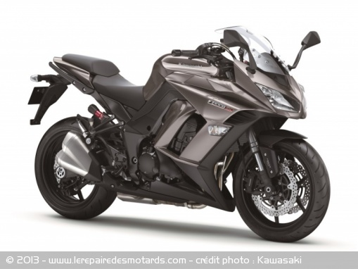 Sport-touring Kawasaki Z1000SX 2014