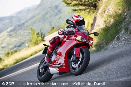 Sportive Ducati 899 Panigale