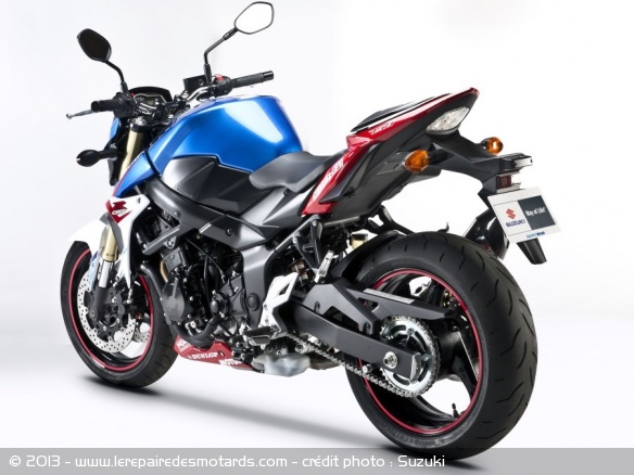 Suzuki GSR 750 SERT Edition