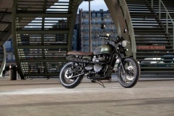 Une Triumph 865 Scrambler US Army signée Elysée (photo : Gwendal Salaün) Motor