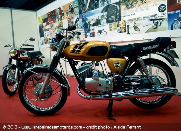 Les motos Bridgestone