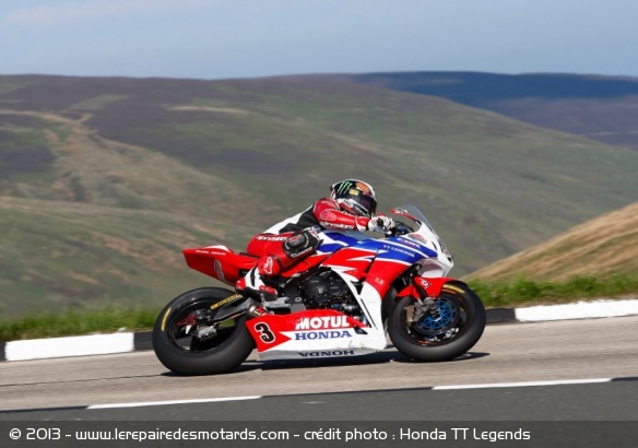 John McGuinness au Salon Moto Légende