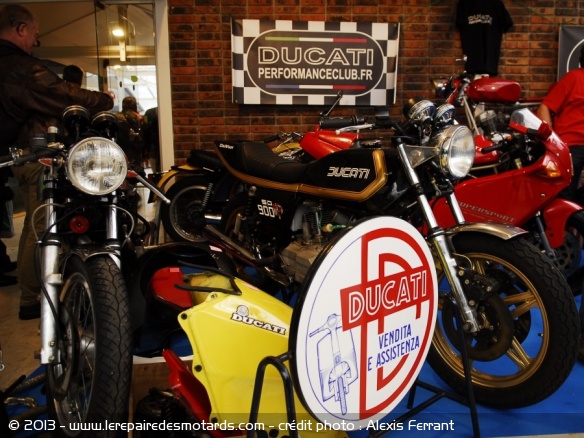 Salon Moto Légende : les stands les plus originaux