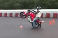 Vidéo Wheeling permis moto