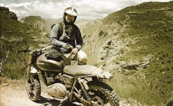 Raise the dust, 1500km au guidon de Triumph Scrambler (photo : DR)