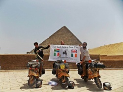 35.000km en scooter LML pour l'Hôpital de la Croix Rouge