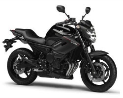 XJ6N Midnight black 2013