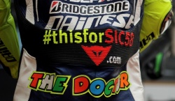 Dainese et Rossi rendent hommage à Sic