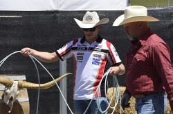 MotoGP : Bradl joue au cowboy