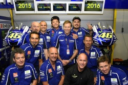 Rossi rempile pour 2 ans avec Yamaha - crédit photo : Yamaha