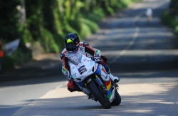 Tourist Trophy : Anstey mène les essais - crédit photo : IOMTT