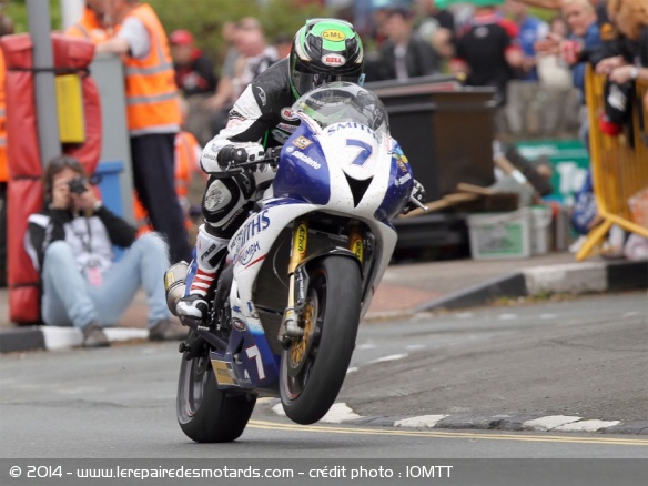 Tourist Trophy : Johnson s'impose en Supersport - crédit photo : IOMTT