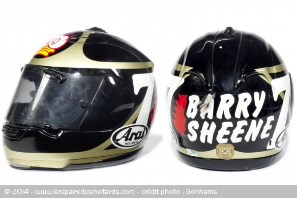 Le casque Arai de Barry Sheene vendu 3.175 €