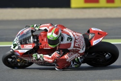 WSBK Magny-Cours : Giugliano mène les essais