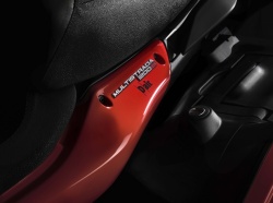 Aibrag Dainese de série sur les Multistrada