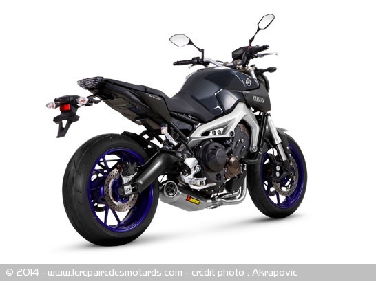 Echappement Akrapovic Racing Line pour Yamaha MT-09