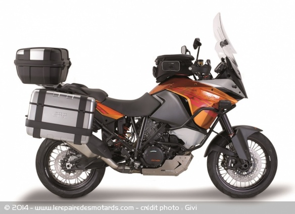 KTM 1190 équipée par Givi